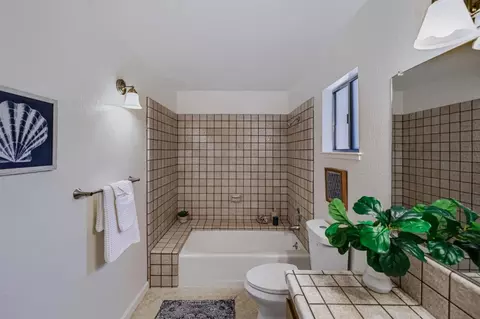 Bath - 546 Monterey Dr, Aptos, CA 95003 photo 6 of 6
