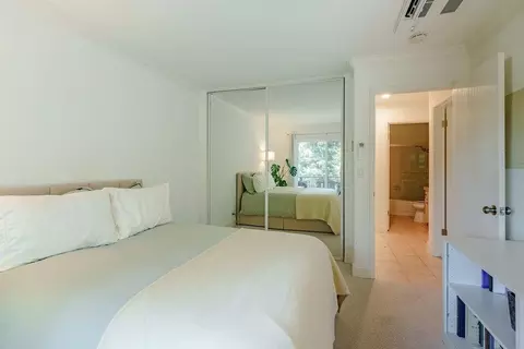 Bedroom - 100 E Middlefield Rd 4h, Mountain View, CA 94043 photo 8 of 8