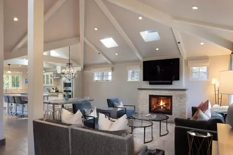 Living - 807 7th Ave, Carmel, CA 93921 photo 1 of 2