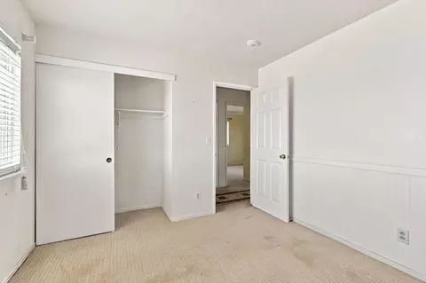 Bedroom - 151 Wellington Pl, Vallejo, CA 94591 photo 9 of 11