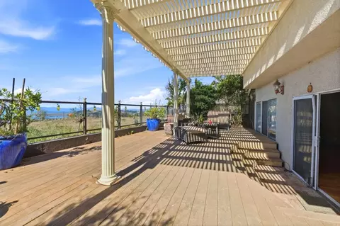 Exterior - 151 Wellington Pl, Vallejo, CA 94591 photo 6 of 7