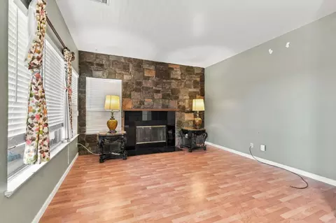 Living - 151 Wellington Pl, Vallejo, CA 94591 photo 1 of 3