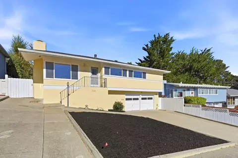 Exterior - 926 Larkspur Dr, Millbrae, CA 94030 photo 3 of 7