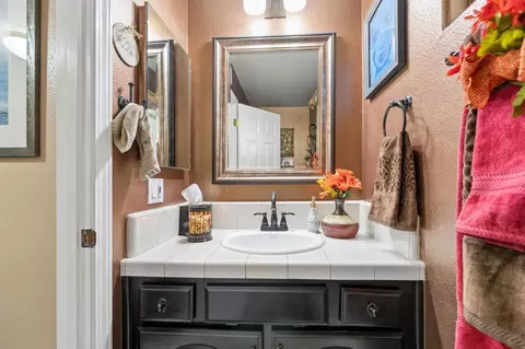 Bath - 2226 Ruby Ave, San Jose, CA 95148 photo 1 of 7