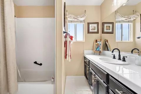 Bath - 2226 Ruby Ave, San Jose, CA 95148 photo 5 of 7