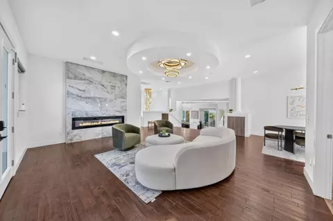 Living - 4683 Proctor Rd, Castro Valley, CA 94546 photo 3 of 6