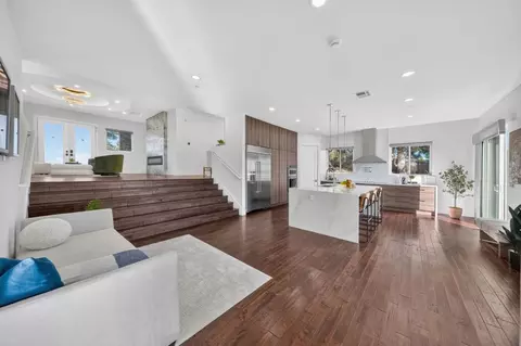 Entry Way - 4683 Proctor Rd, Castro Valley, CA 94546 photo 2 of 13