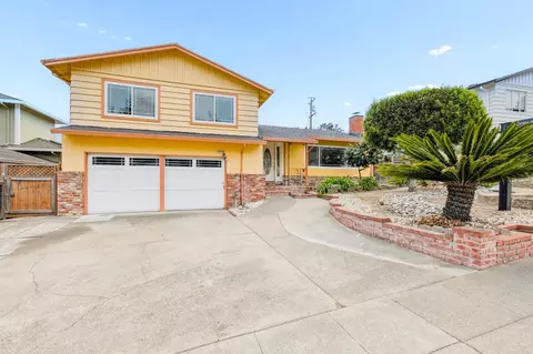 3815 Vineyard Dr, Redwood City, CA 94061