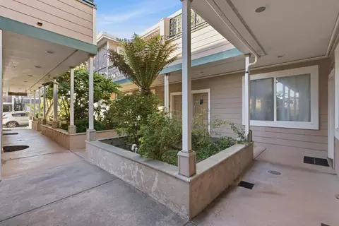 Exterior - 2309 Palmetto Ave, Pacifica, CA 94044 photo 5 of 9