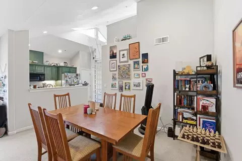 Dining - 2309 Palmetto Ave, Pacifica, CA 94044 photo 3 of 3