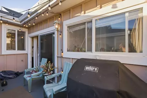 Exterior - 2309 Palmetto Ave, Pacifica, CA 94044 photo 2 of 9