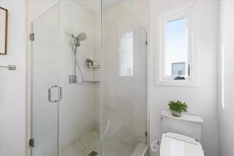 Bath - 631 Allerton Loop, Campbell, CA 95008 photo 3 of 5