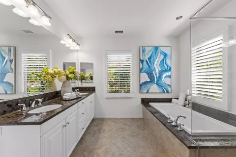 Bath - 75 Brindisi, Irvine, CA 92618 photo 2 of 3