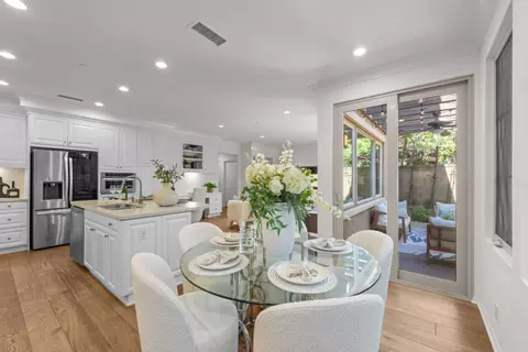 Dining - 75 Brindisi, Irvine, CA 92618 photo 2 of 2