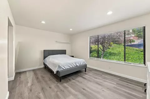 Bedroom - 22103 Vista Del Plaza Ln 7, Hayward, CA 94541 photo 5 of 8