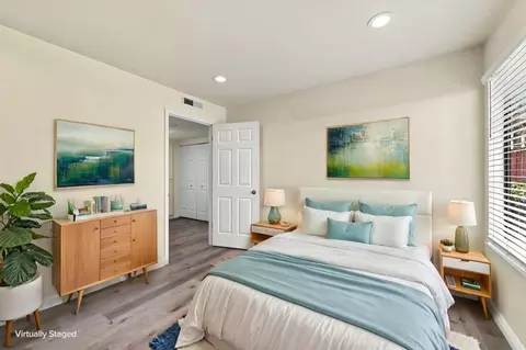Bedroom - 22103 Vista Del Plaza Ln 7, Hayward, CA 94541 photo 3 of 8