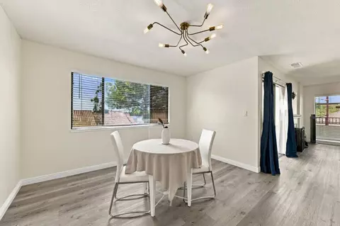 Dining - 22103 Vista Del Plaza Ln 7, Hayward, CA 94541 photo 5 of 5