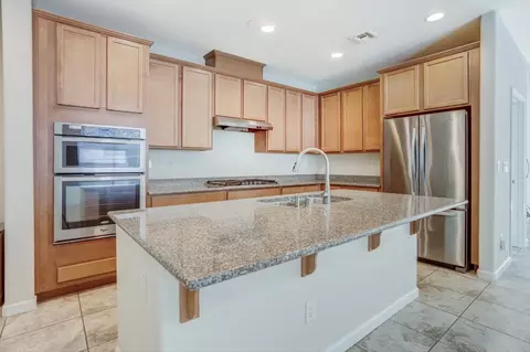 Kitchen - 1382 Mill Run Ct, Manteca, CA 95336 photo 1 of 3