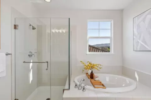 Bath - 9743 Desert Bloom Pl, Gilroy, CA 95020 photo 1 of 3