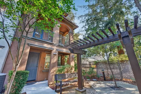 527 Bellezza Pl, San Jose, CA 95128