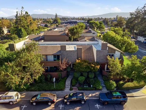2786 Mauricia Ave, Santa Clara, CA 95051