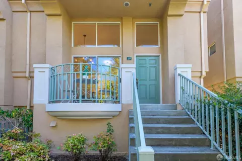 168 Campbell Dr, Mountain View, CA 94043 photo 2