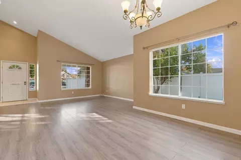 Living - 4159 Blossom Ct, Oakley, CA 94561 photo 4 of 6