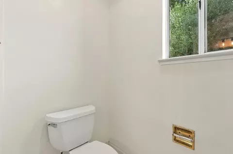 Bath - 4159 Blossom Ct, Oakley, CA 94561 photo 6 of 8