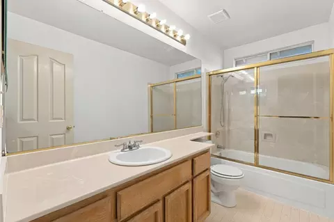 Bath - 4159 Blossom Ct, Oakley, CA 94561 photo 7 of 8