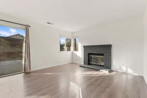 Living - 4159 Blossom Ct, Oakley, CA 94561 photo 5 of 6