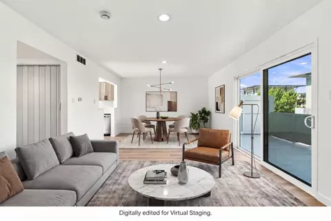 7203 Admiralty Ln, Foster City, CA 94404