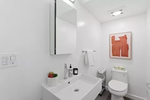 Bath - 1512 8th St, Oakland, CA 94607 photo 1 of 5
