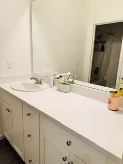 Bath - 543 Legado Dr, Soledad, CA 93960 photo 2 of 2