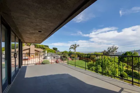 Exterior - 280 Round Hill Rd, Tiburon, CA 94920 photo 5 of 20