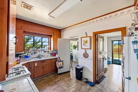 Kitchen - 350 Harrison Rd, Salinas, CA 93907 photo 1 of 3