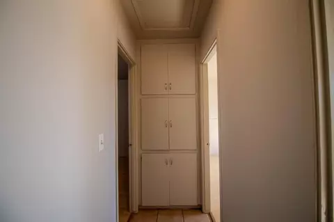 Entry Way - 423 Pueblo Dr, Salinas, CA 93906 photo 3 of 3