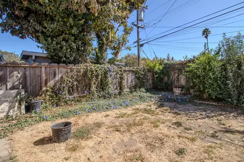 Exterior - 423 Pueblo Dr, Salinas, CA 93906 photo 8 of 12