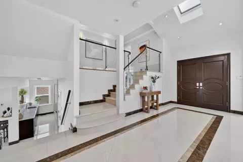 Entry Way - 45 El Bonito Way, Millbrae, CA 94030 photo 3 of 3