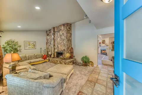 Entry Way - 17814 Gail Ct, Salinas, CA 93907 photo 1 of 2