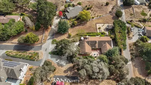 View/Area - 17814 Gail Ct, Salinas, CA 93907 photo 4 of 5