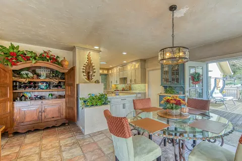 Dining - 17814 Gail Ct, Salinas, CA 93907 photo 3 of 3