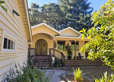 2 Esquiline Rd, Carmel Valley, CA 93924