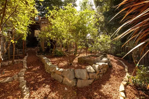 Exterior - 730 Morningside Rd, Los Altos, CA 94022 photo 9 of 13