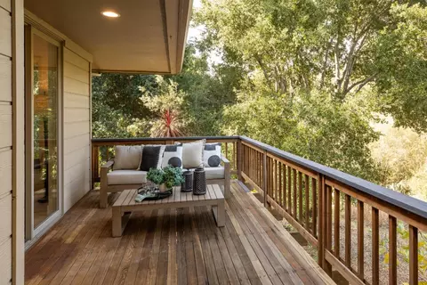 Exterior - 730 Morningside Rd, Los Altos, CA 94022 photo 4 of 13