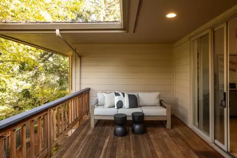 Exterior - 730 Morningside Rd, Los Altos, CA 94022 photo 5 of 13