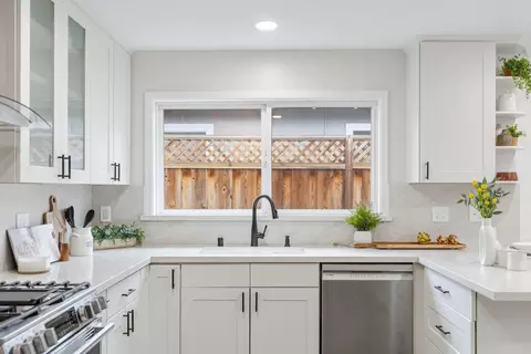 Kitchen - 1544 Todd St, Mountain View, CA 94040 photo 6 of 6