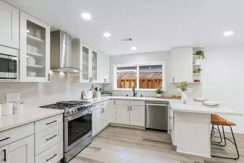 Kitchen - 1544 Todd St, Mountain View, CA 94040 photo 3 of 6