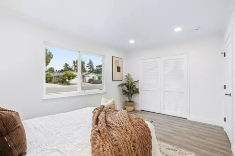 Bedroom - 1544 Todd St, Mountain View, CA 94040 photo 2 of 5