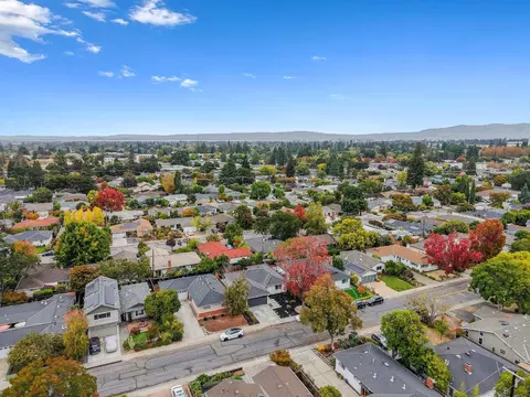 View/Area - 1544 Todd St, Mountain View, CA 94040 photo 4 of 6