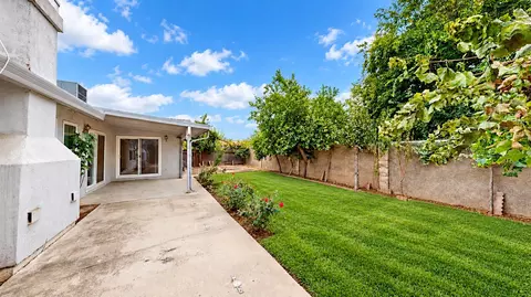 Exterior - 2525 Hampton Way, Turlock, CA 95382 photo 7 of 8
